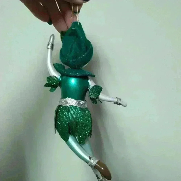 Peter Pan Christmas  ornament - Picture 4 of 6